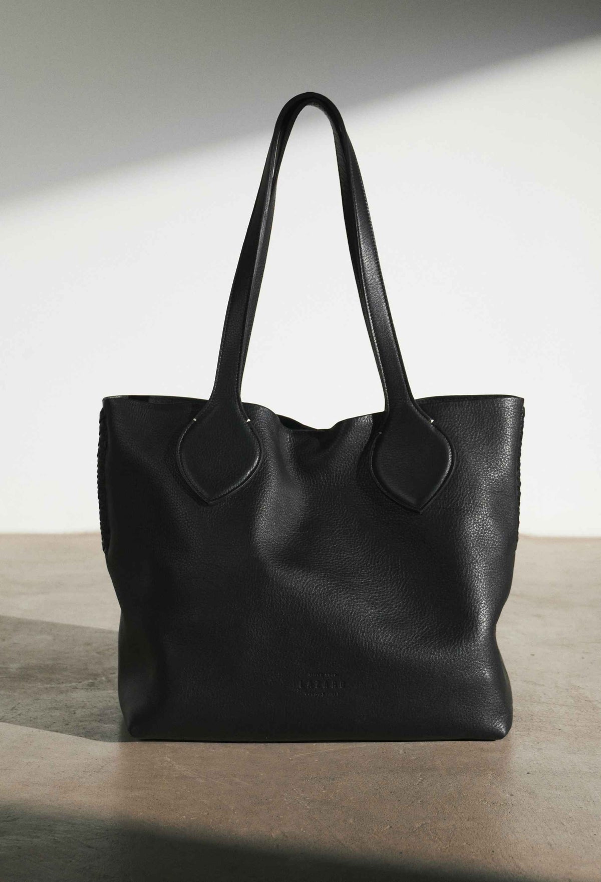 Medium Tote Bag 'Coya' - Black