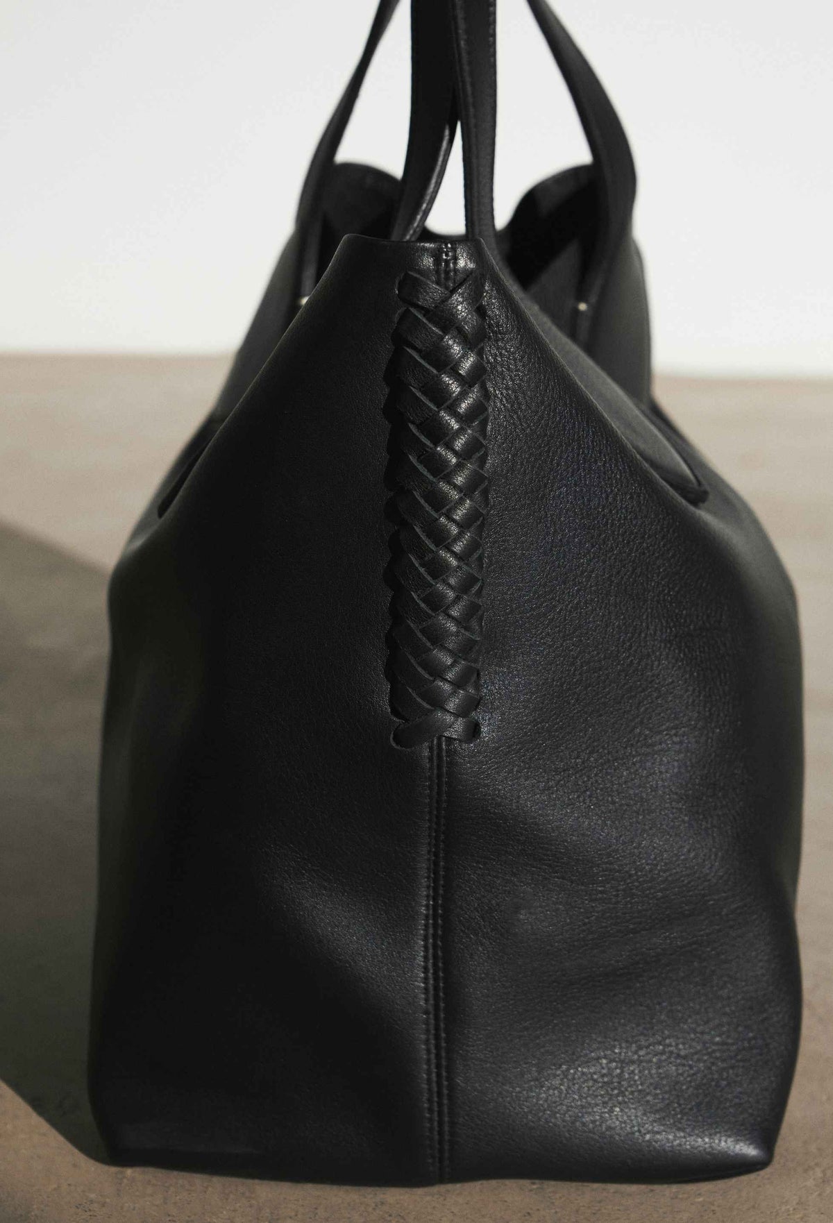 Medium Tote Bag 'Coya' - Black