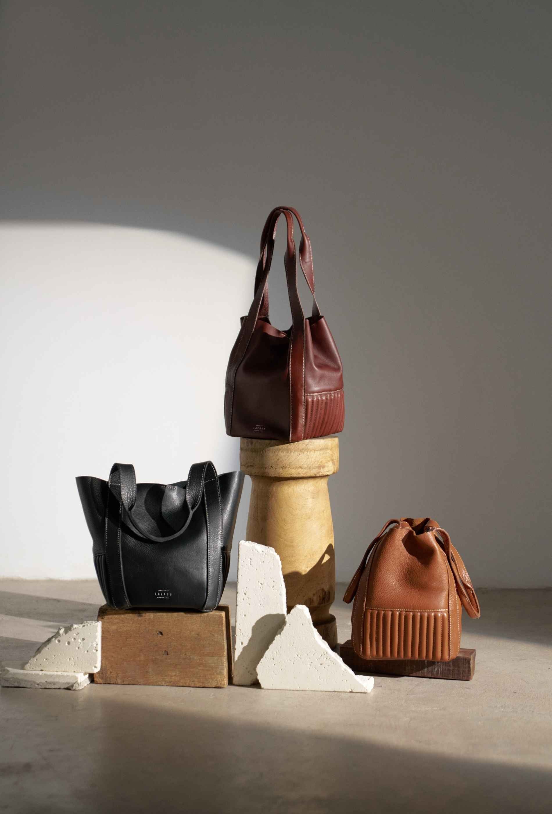 Small Leather Bucket Bag 'Ushuaia' - Tan
