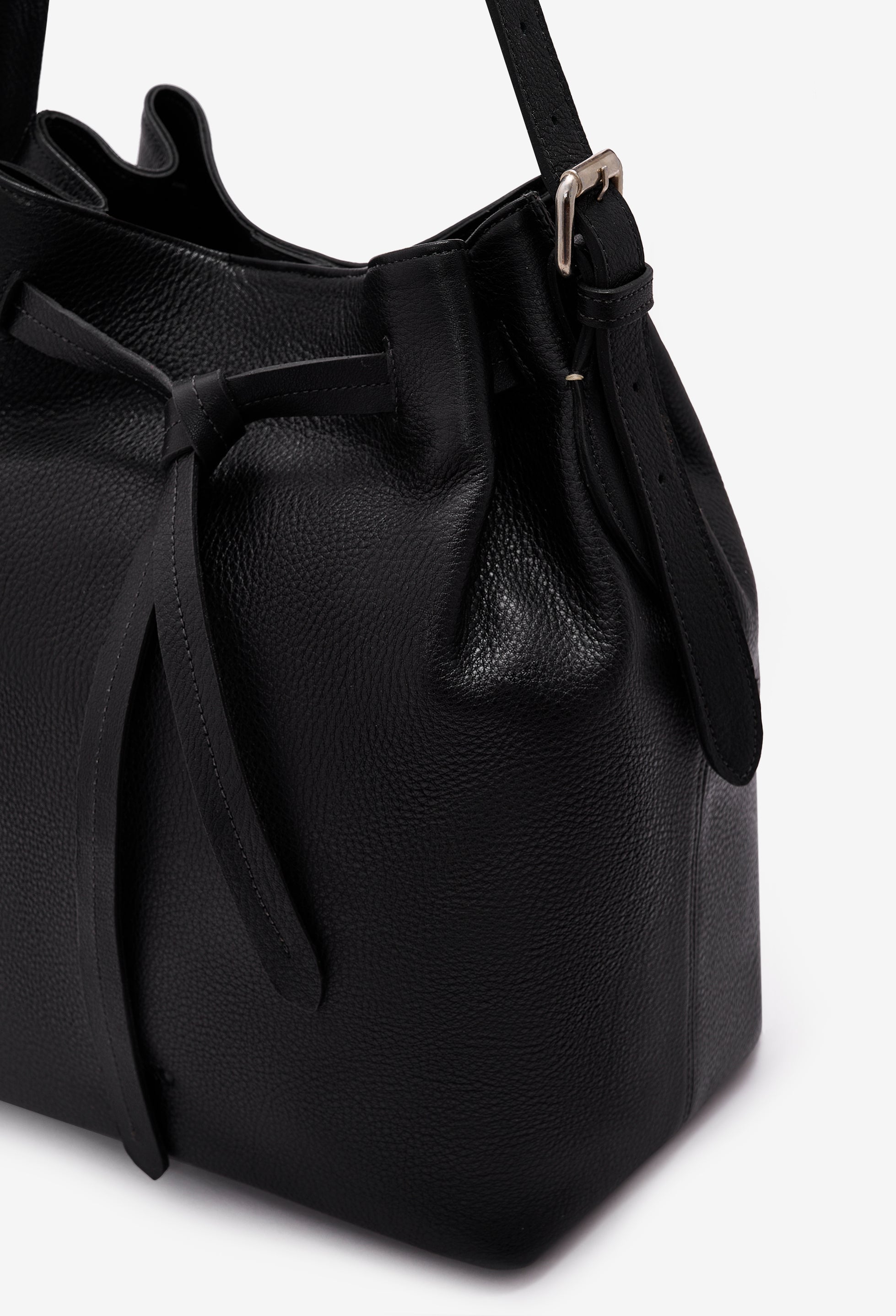 Coya Leather Bucket Bag - Black
