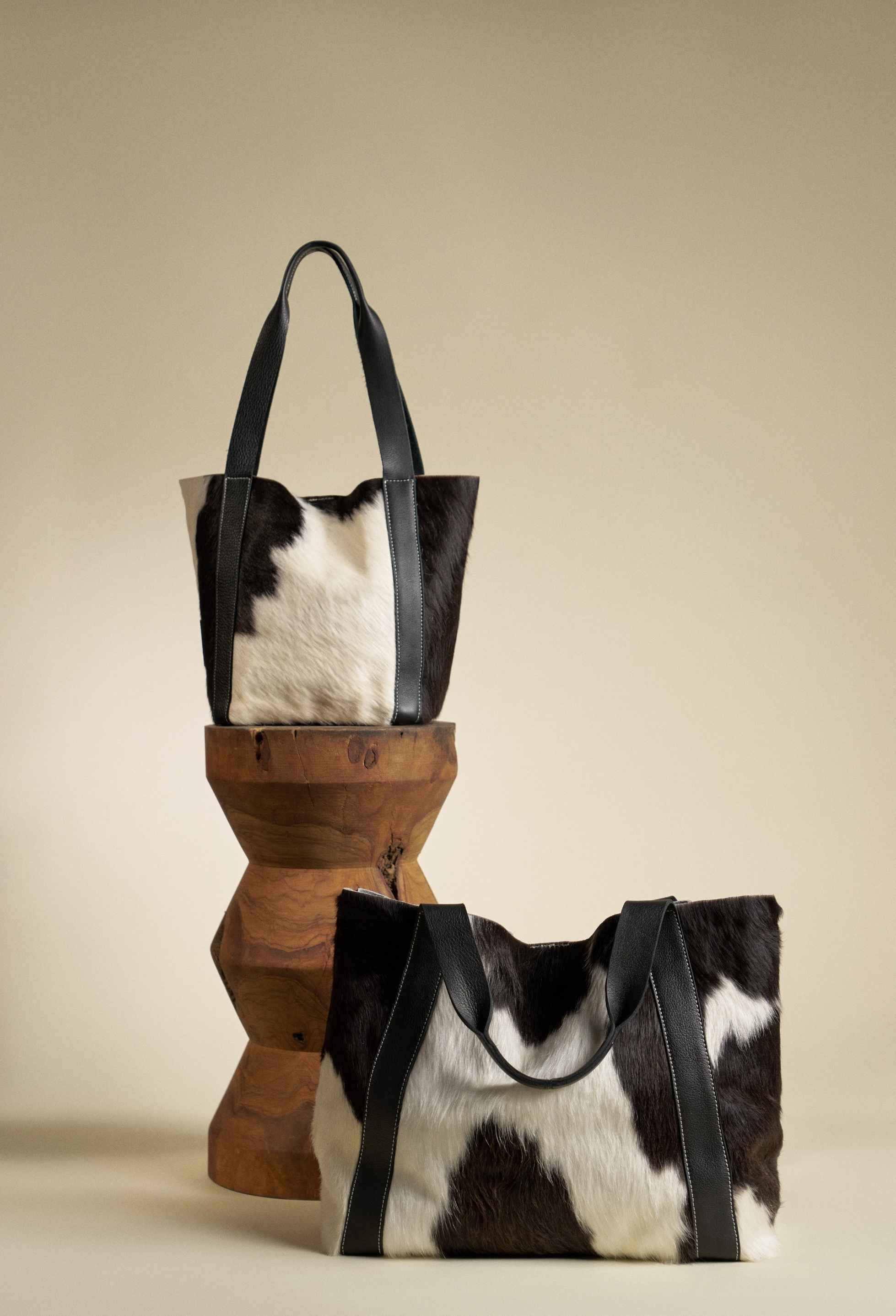 Large Cowhide Tote Bag 'Pampa' - Black