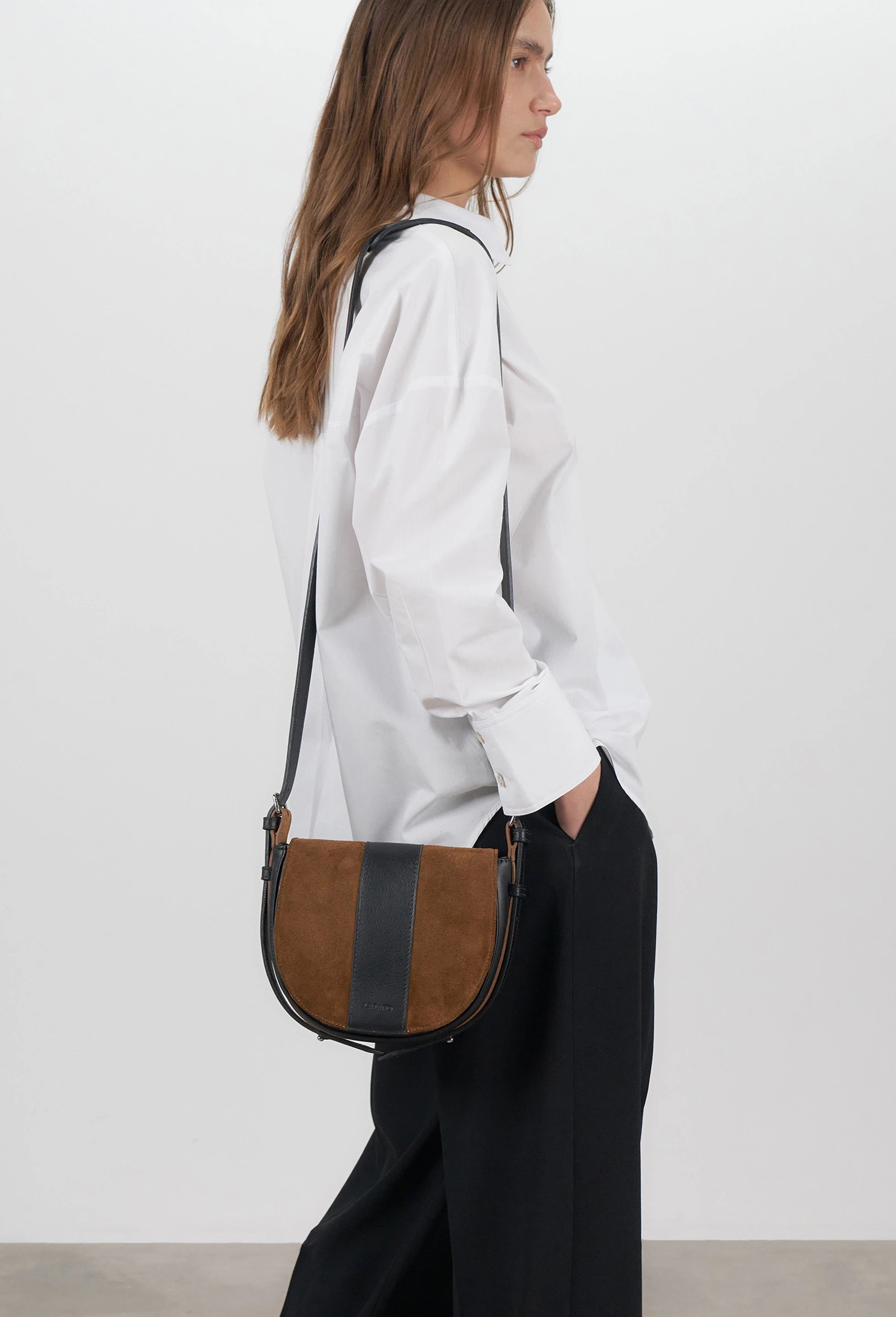 Sisa Leather Saddle Bag - Tan Suede