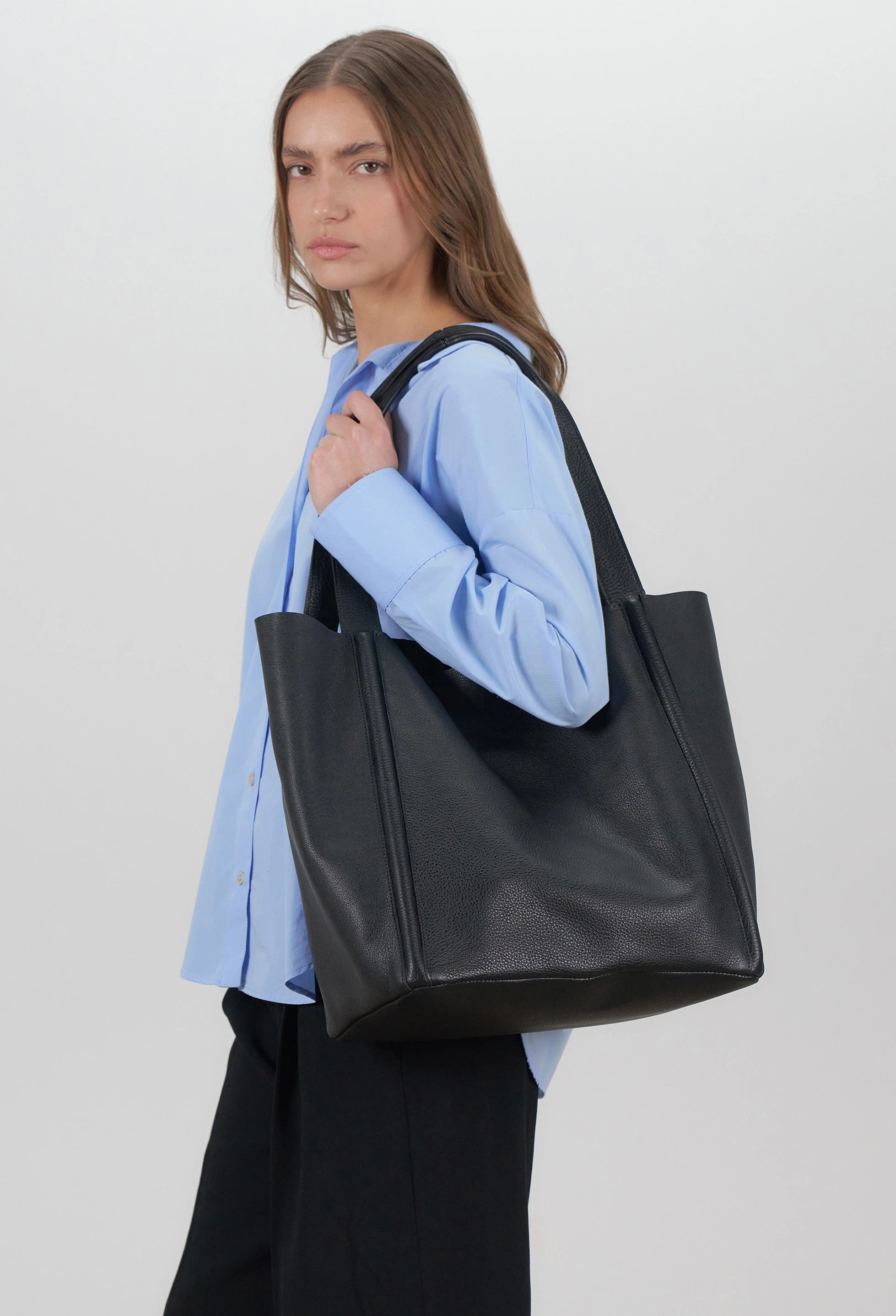 Tala Large Leather Tote Bag - Black