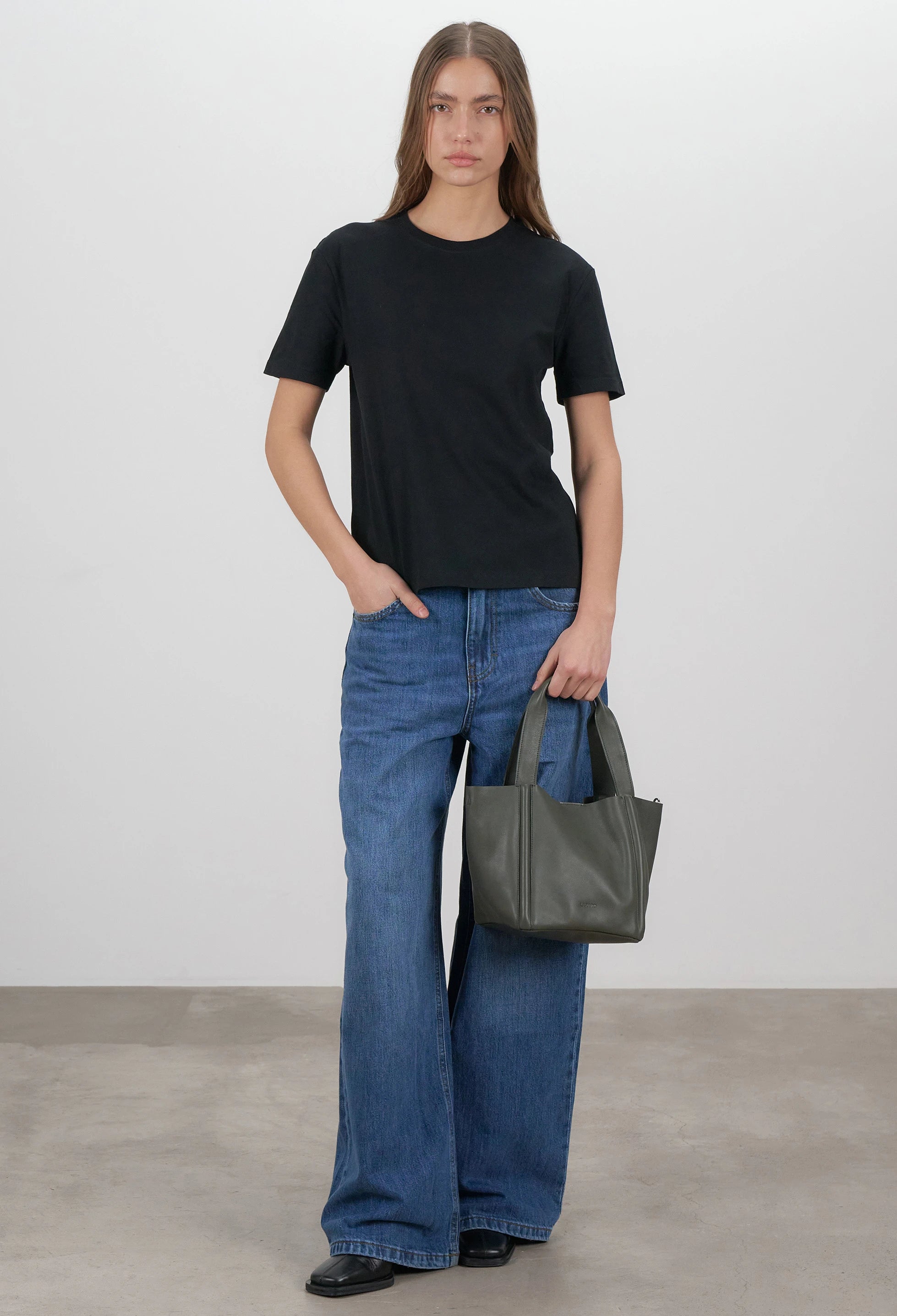 Tala Small Leather Tote Bag - Olive