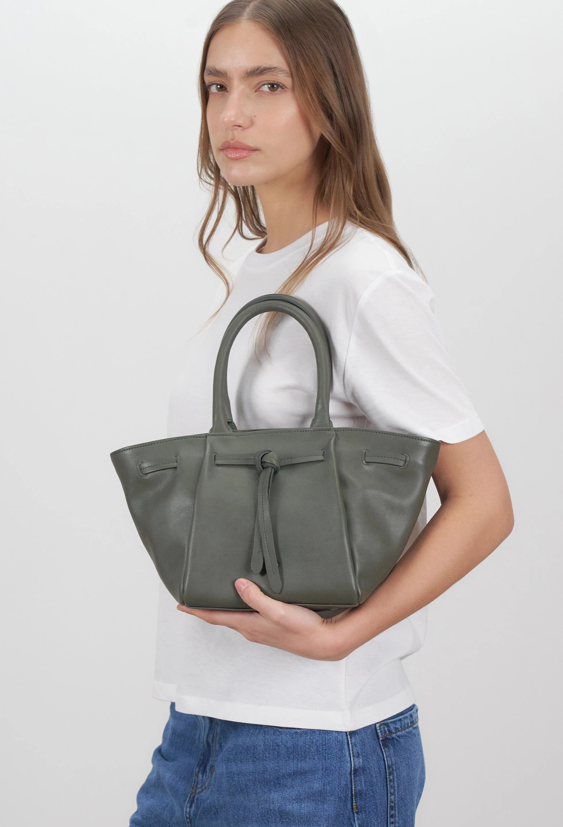 Warmi Carryall Leather Bag - Olive