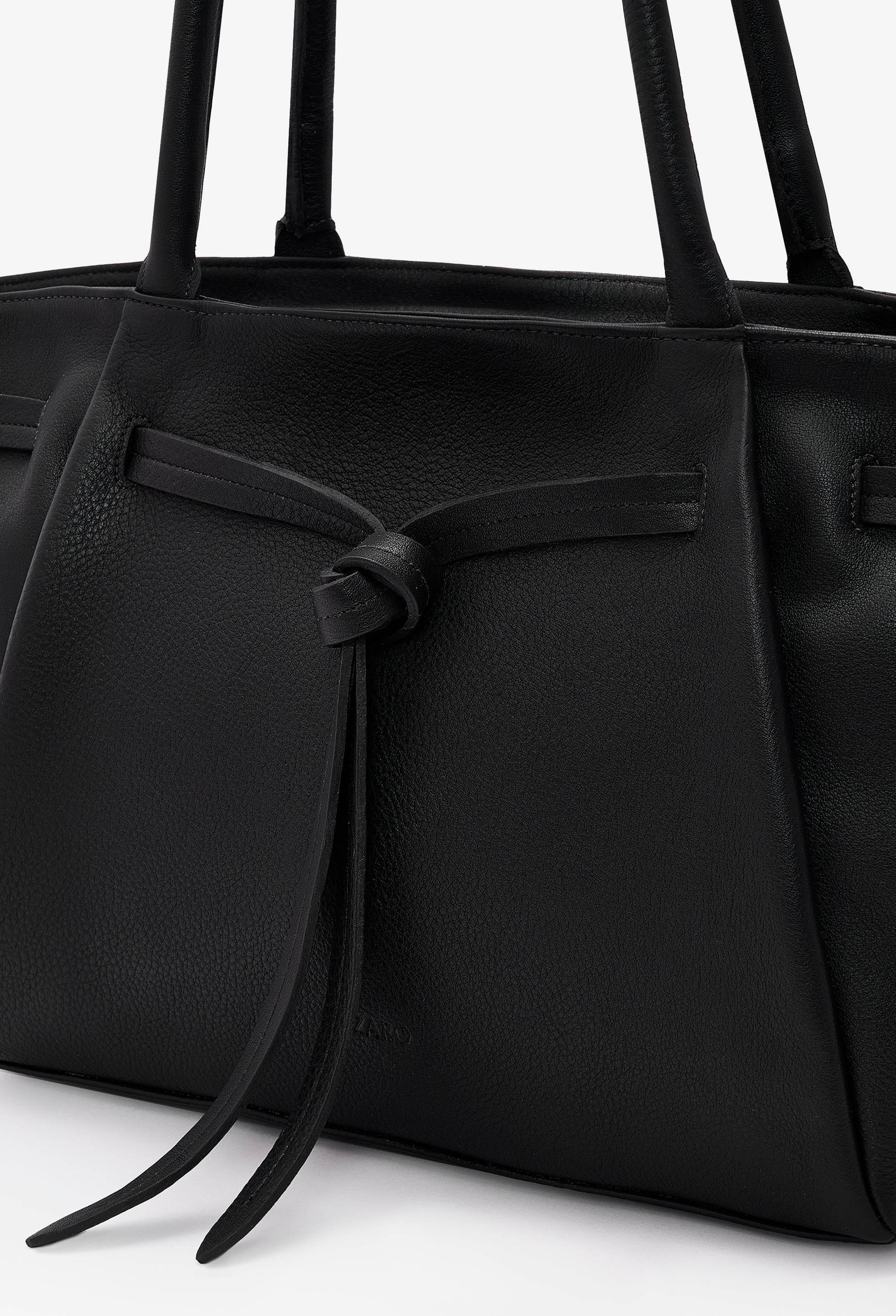 Warmi Large Carryall Leather Bag - Black