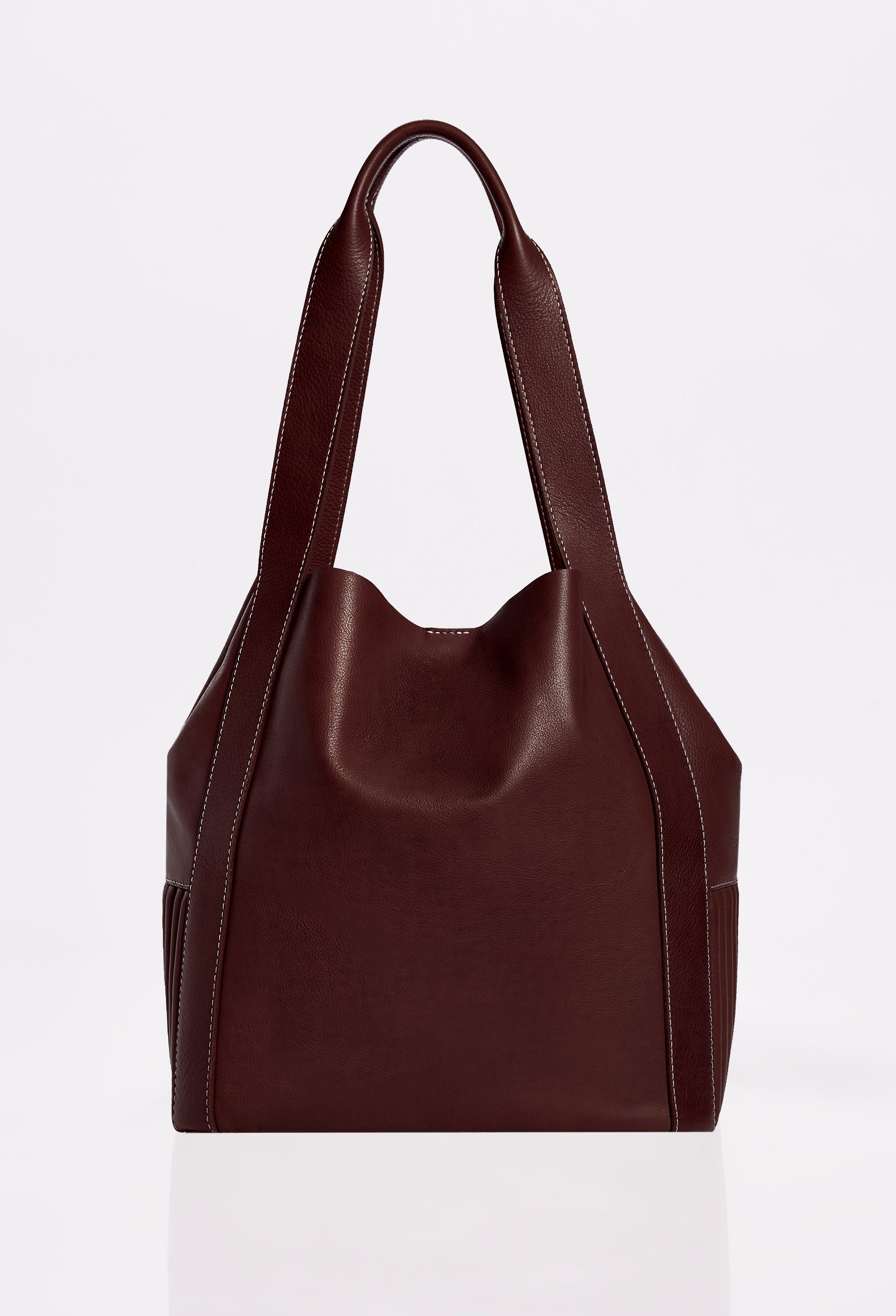 Rear of a Large Leather Bucket Bag Ushuaia Coffee with contrast stitching highlights.