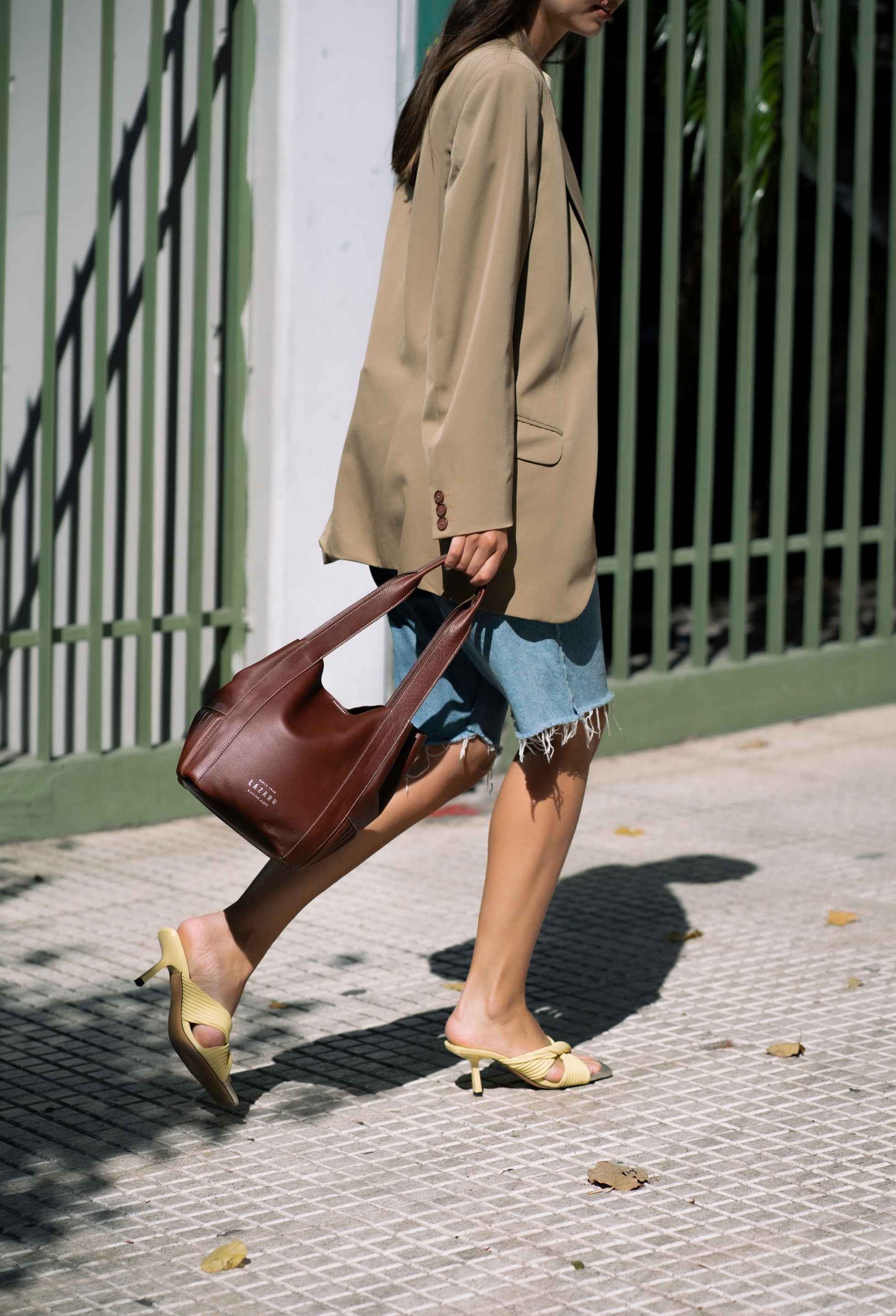 Small Leather Bucket Bag 'Ushuaia' - Coffee
