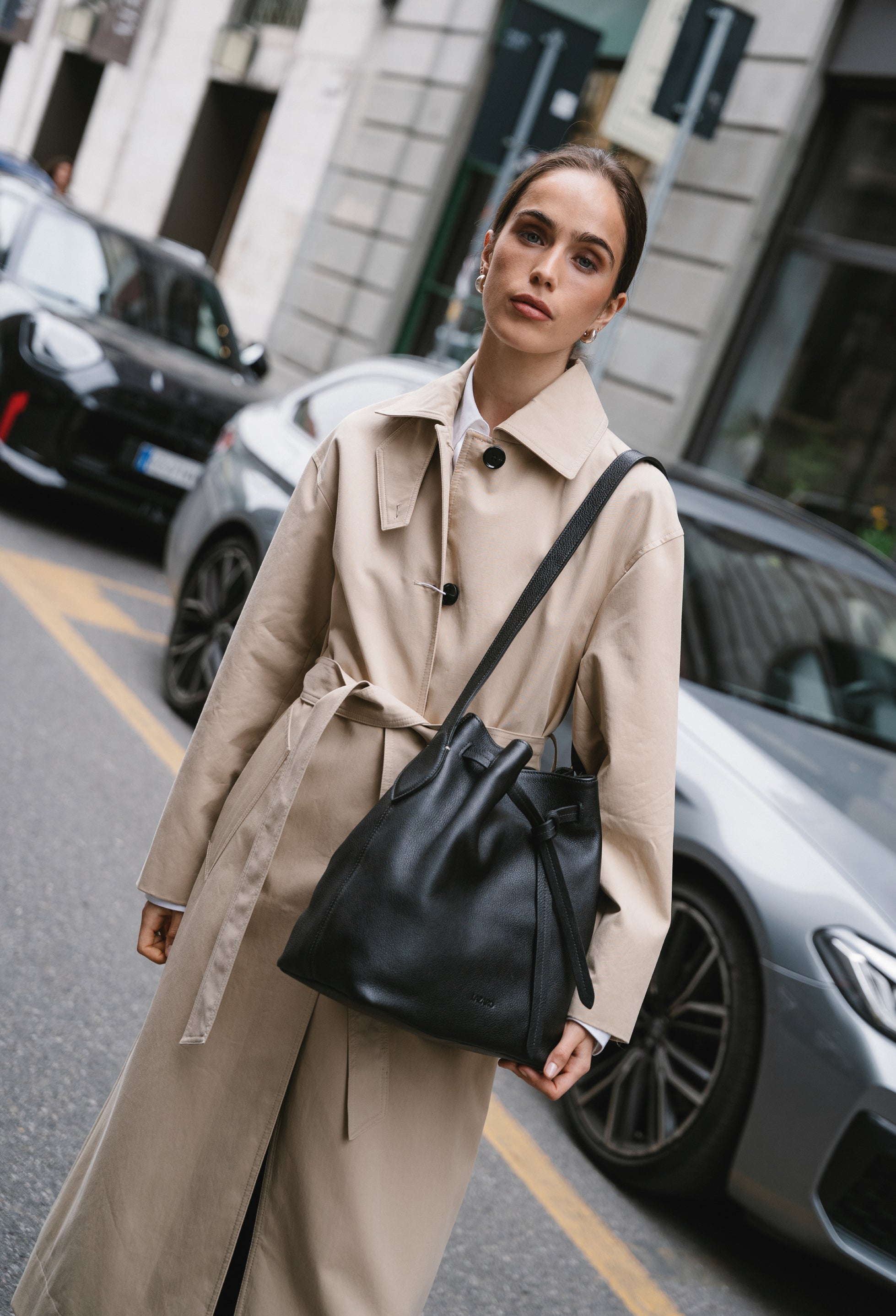 Coya Leather Bucket Bag - Black