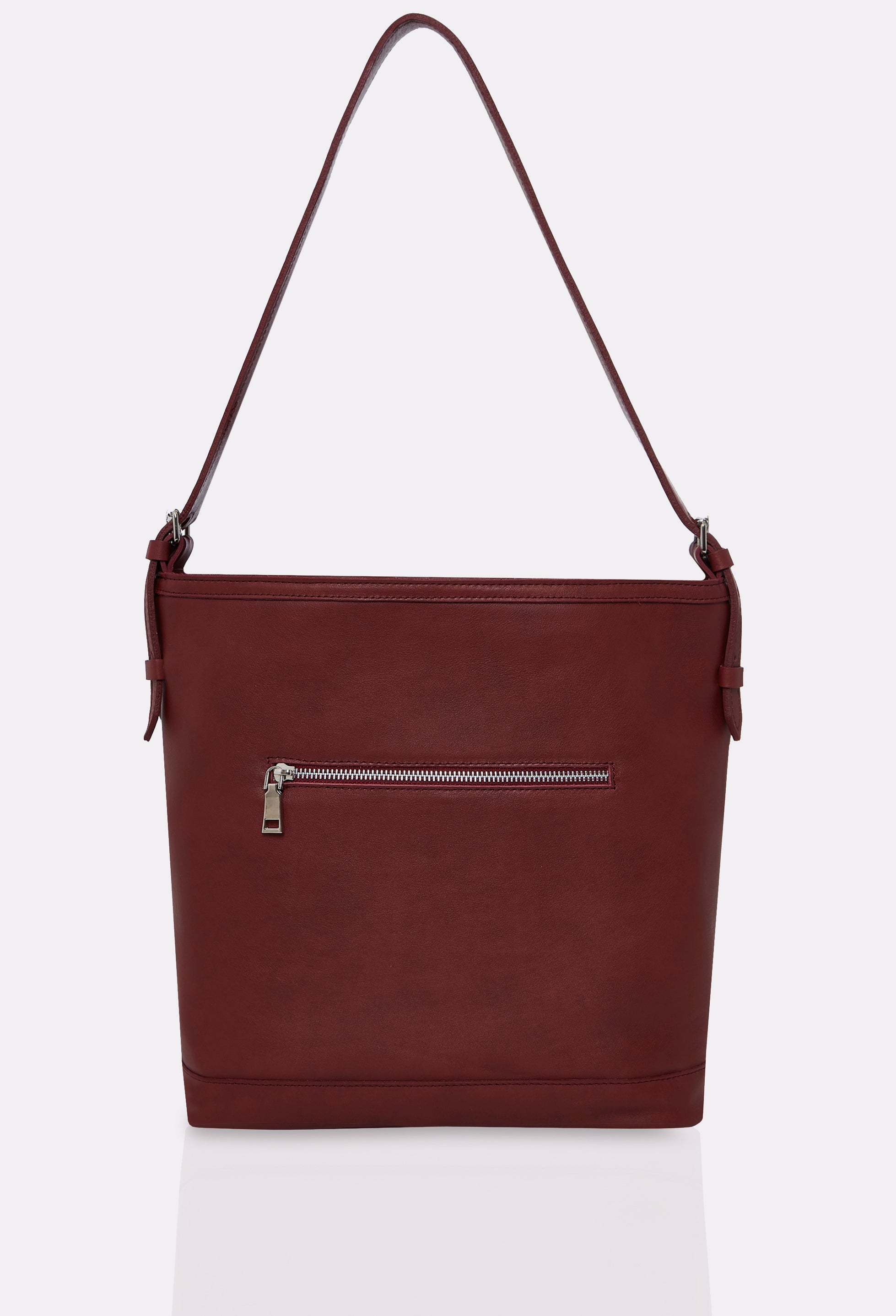 Rear of a Burgundy Leather Tote Bag Montana with an external zippered pocket.