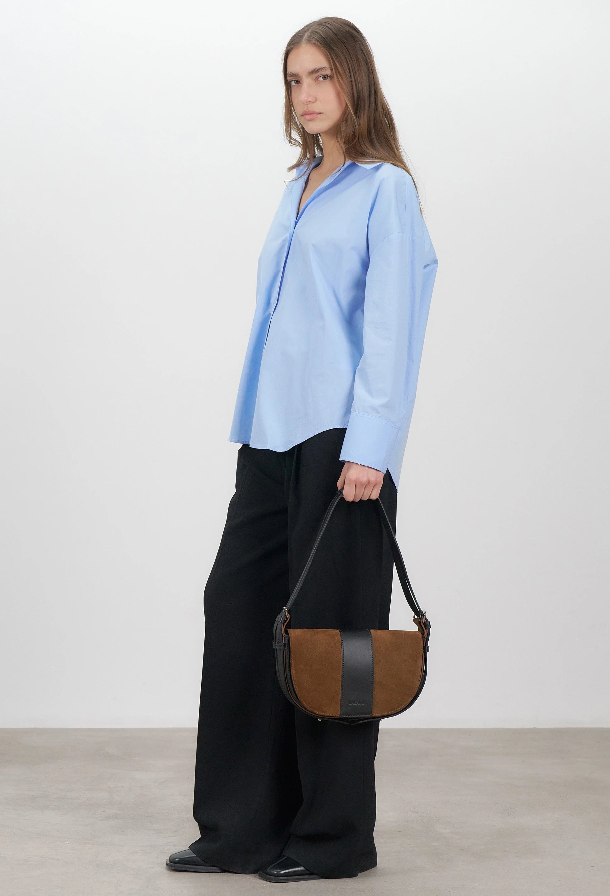 Sisa Leather Shoulder Bag - Tan Suede