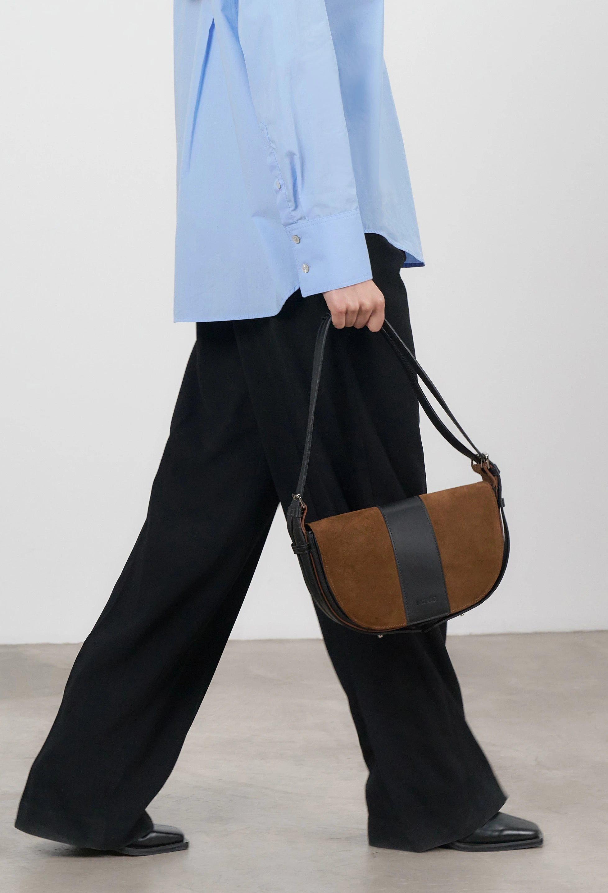 Sisa Leather Shoulder Bag - Tan Suede