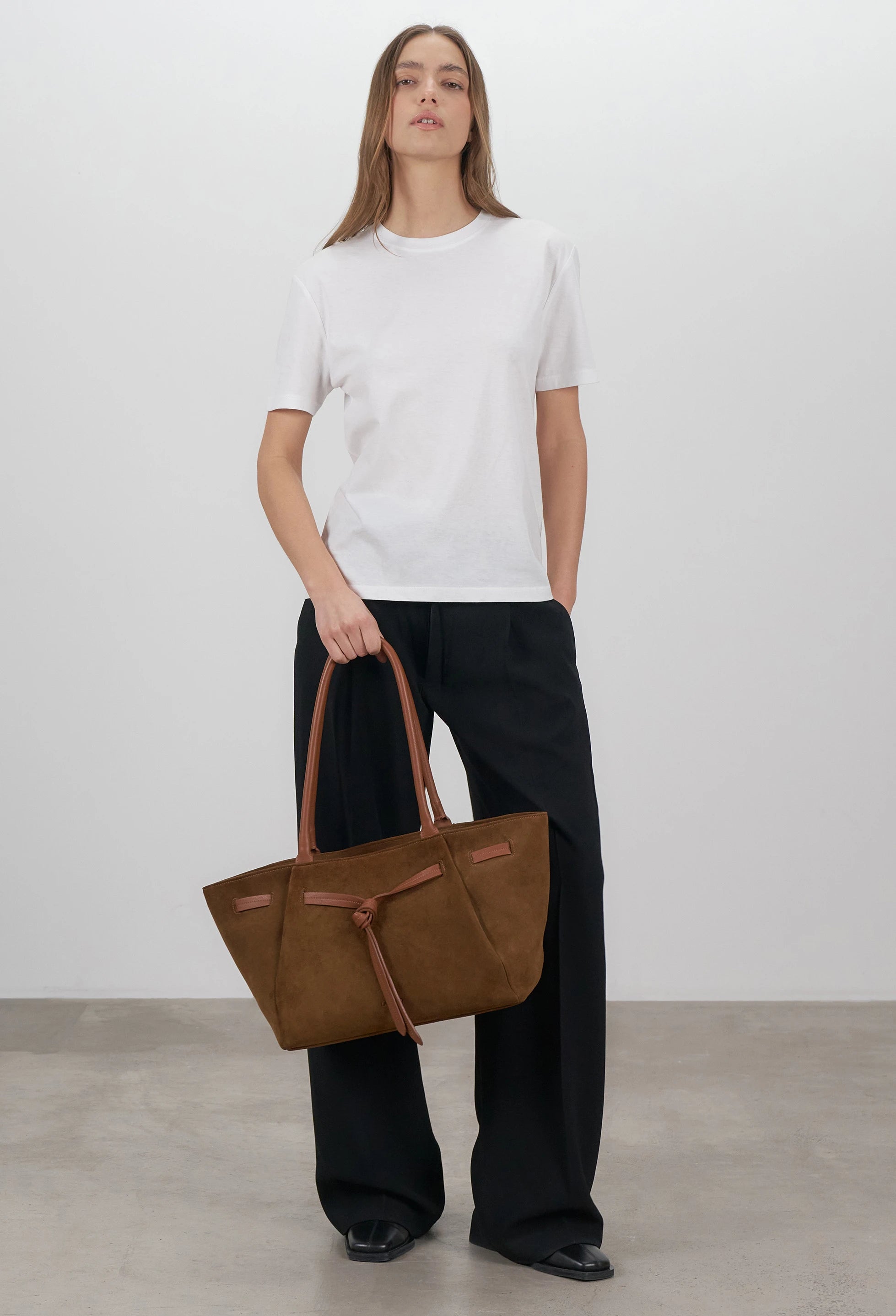 Warmi Large Carryall Leather Bag -  Tan Suede