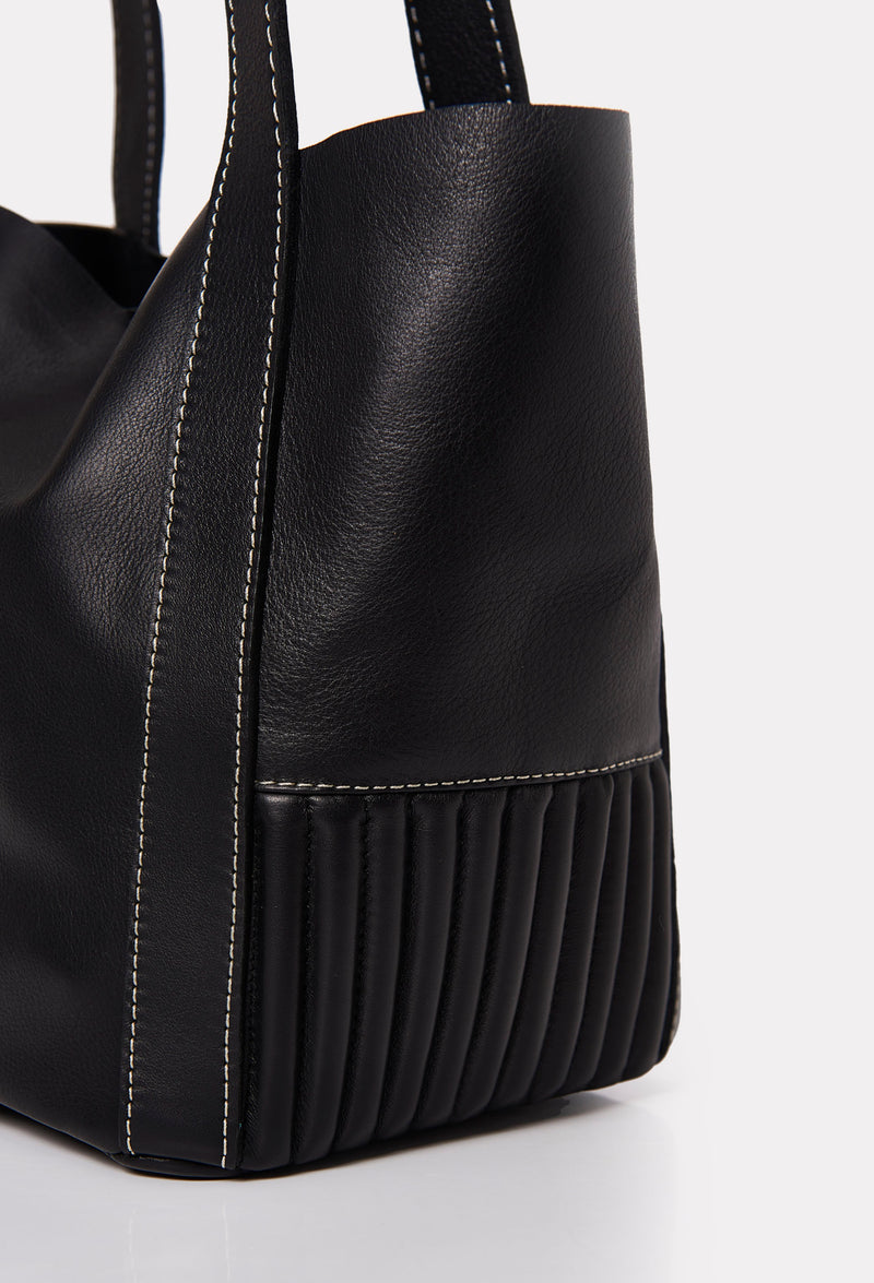 Black Leather Mini Bucket Bag 'Ushuaia'